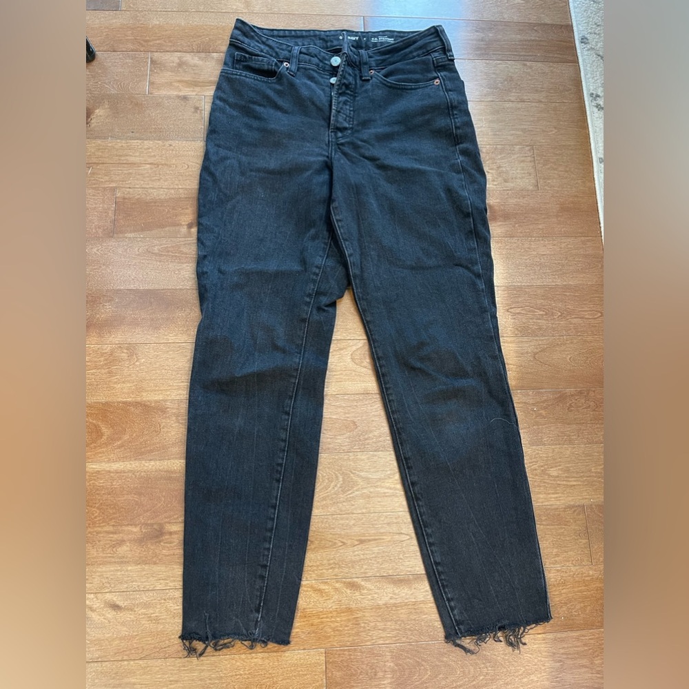 Old Navy black OG straight jeans.